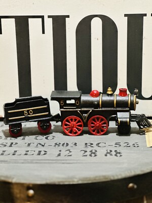 VTG John Wright (JW)Black/Red/Gold Cast Iron Locomotive & Coal Car Wheel Toy USA