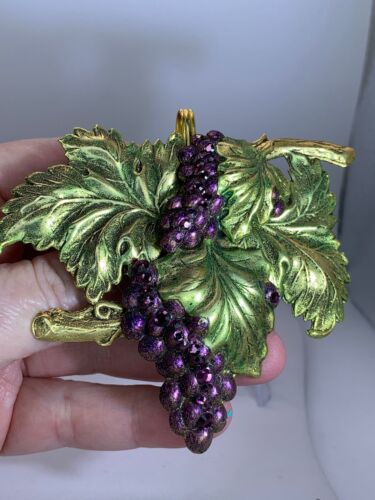 Grape Vine Green Purple Enamel Vintage Gold Pendan