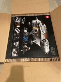 LEGO 75331 STAR WARS The Razor Crest UCS (6187 pcs) Brand New! Sealed In Box!