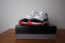 Jordan 11 Retro Low Concord Bred
