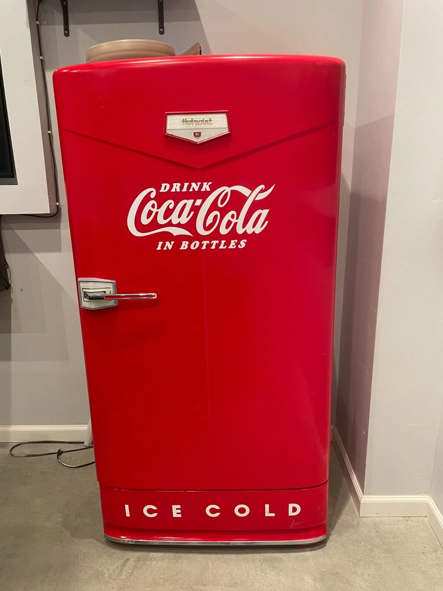 Vintage coca cola deals fridge