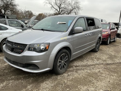 Info-GPS-TV Screen Display Screen Entertainment Fits 16-18 CARAVAN 873324