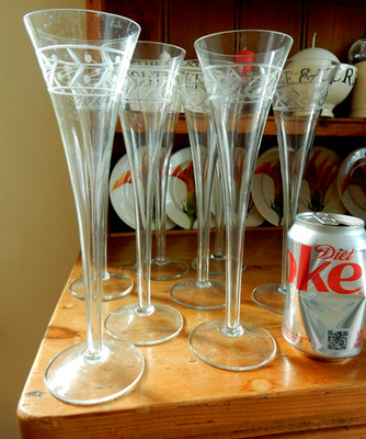 Vintage 4 Glas Sektflöten 140ml graviert Blätter Beeren elegant fein