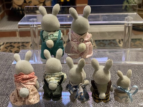 Vintage Sylvanian Families Babblebrook Grey Rabbits - all tails - Picture 6 of 10