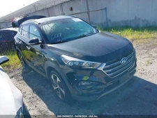 LOCAL PICKUP ONLY!LOCAL PICKUP ONLY!Back Glass With Privacy Tint Fits 16-21 TUCS