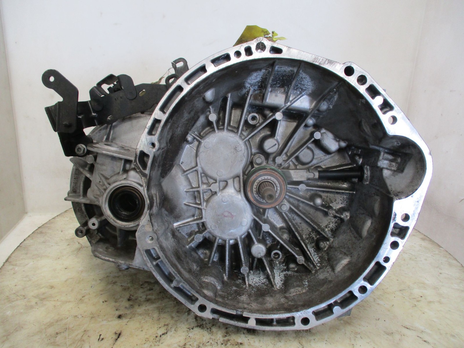 Gearbox PF6082 Renault Trafic III Van 8201751164
