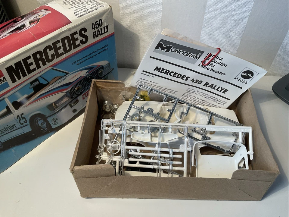 Auto Bausätze 1/24 - Bild 3 von 4