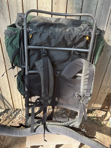 Kelty Trekker 3950 External Frame 65L Hiking Backpack – Used Rucksack - Picture 3 of 7