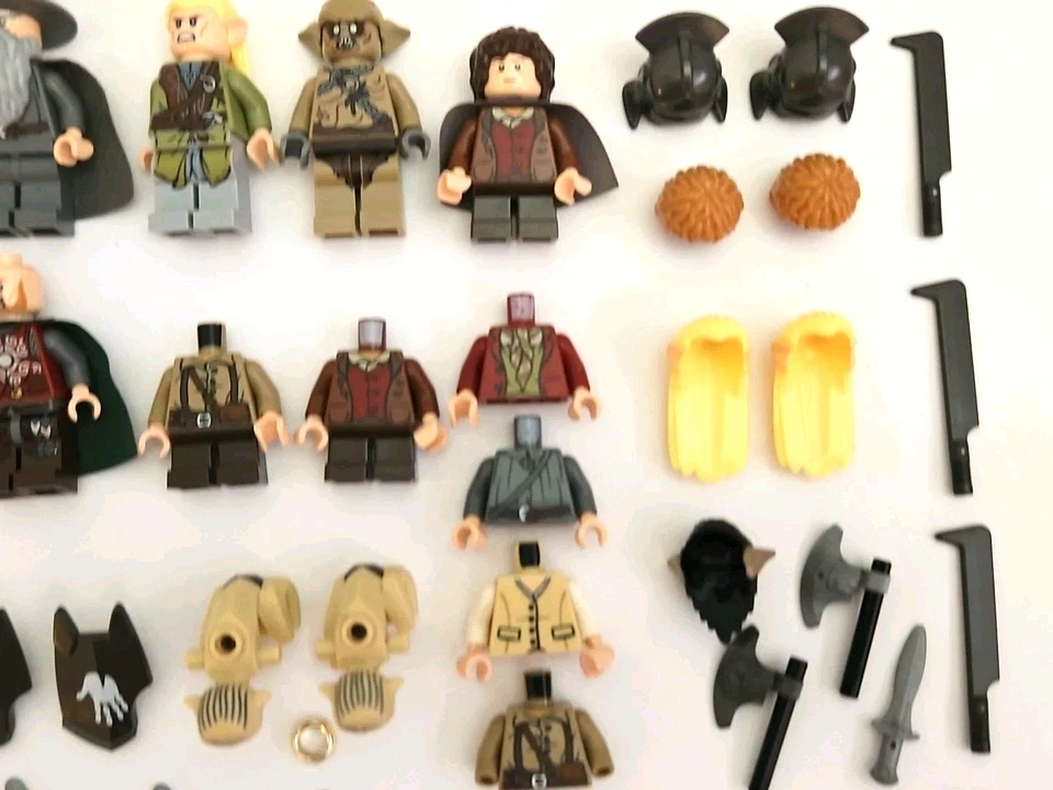 Lote de peças de minifiguras Lego Senhor dos Anéis armas e acessórios LOTR Hobbit - Imagem 3 de 4
