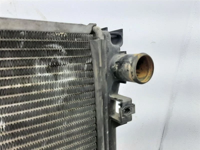 散热器标准任务 06-09 12-14 道奇充电器 05137692AA — 第 4/4 张图片