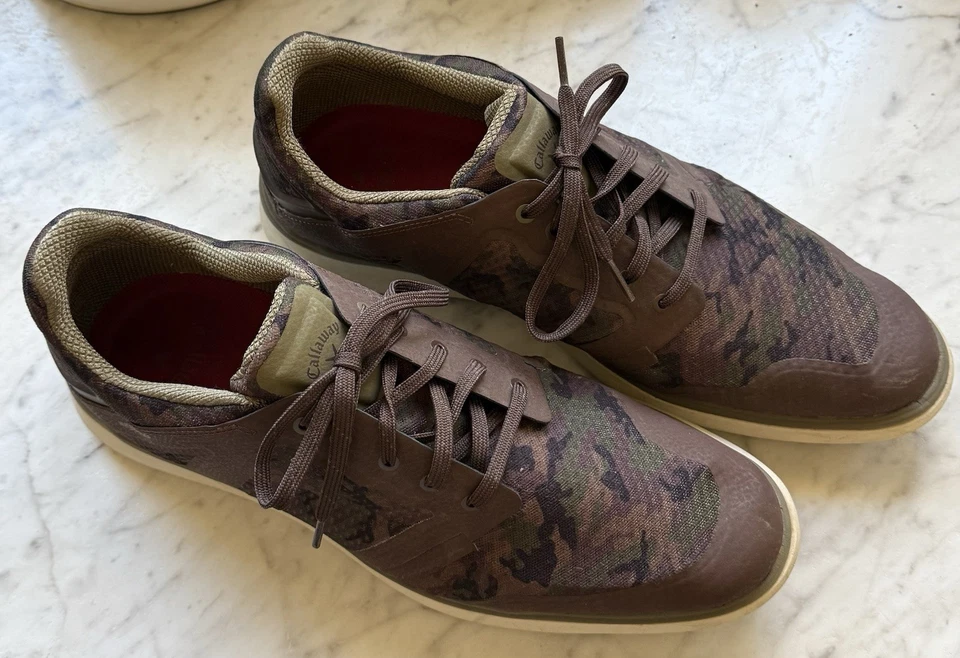 Men’s Size 13 Callaway Camouflage Brown Spiked Golf shoes.  Great condition! - Image 3 of 4