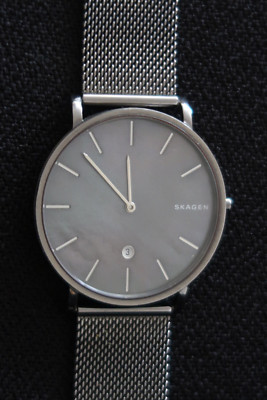 SKAGEN SKW6514 QUARZUHR PERLMUTT UND WEISSES ZIFFERBLATT EDELSTAHLARMBAND