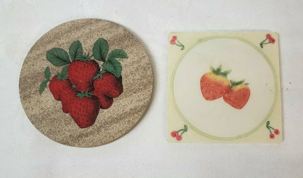※strawberry※ Set of 8 Round and Square Ceramic Strawberry Fruit Coasters