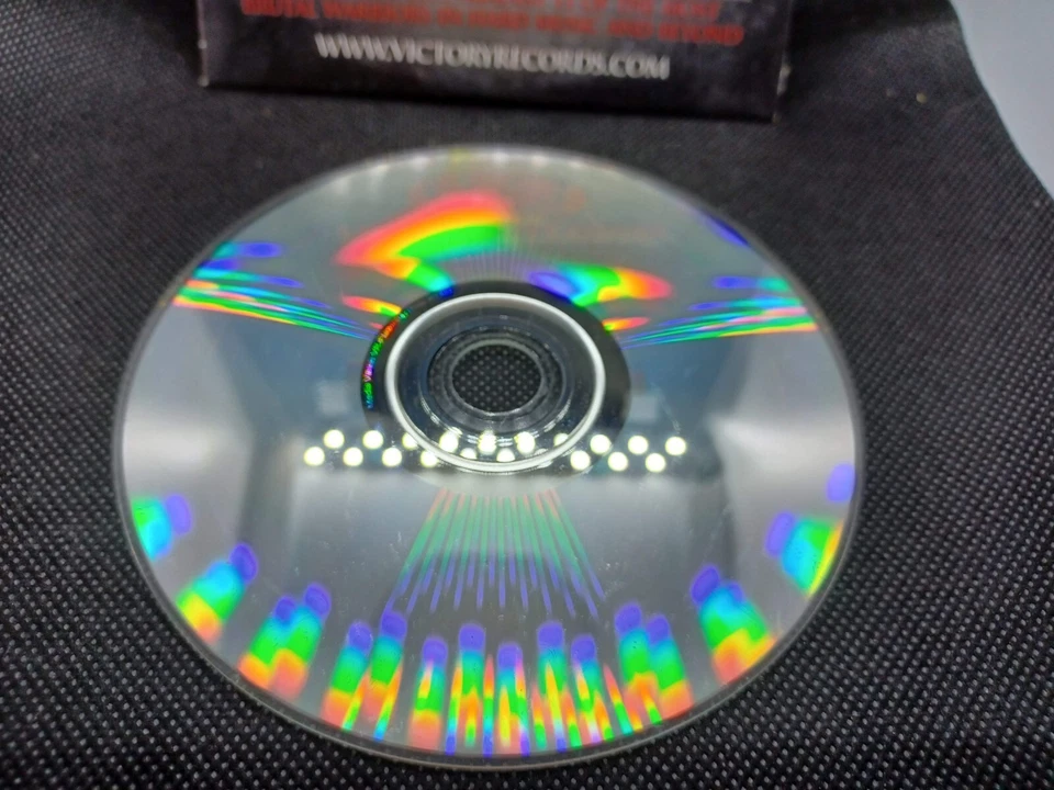 Victory Records Free Heavy Music Sampler Promo CD Atreyu, Comeback Kid, & More! - Image 4 of 4