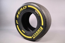PIRELLI PZero Formula 1 tire, rear axle, yellow, 325/660-13, decorative item, us