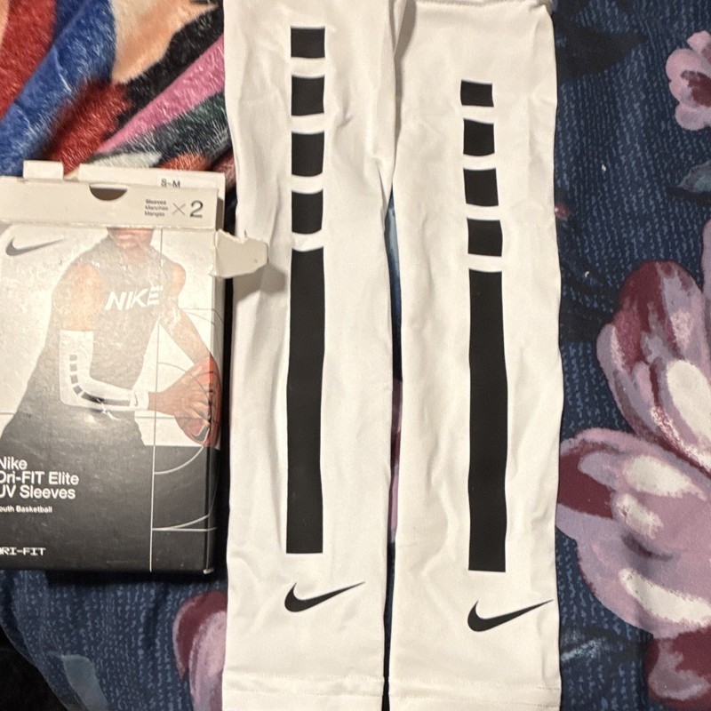 Nike Dri-FIT Elite UV Youth Arm Sleeves S/M White/Black 2-Pack