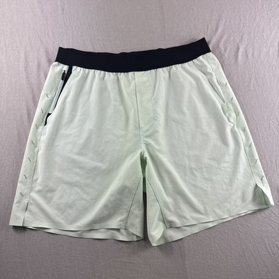 Ten Thousand the Interval Short Mens L Green Unlined Performance Zip Pocket Vent