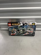 LEGO SPEED CHAMPIONS: MERCEDES AMG PETRONAS Formula One Team