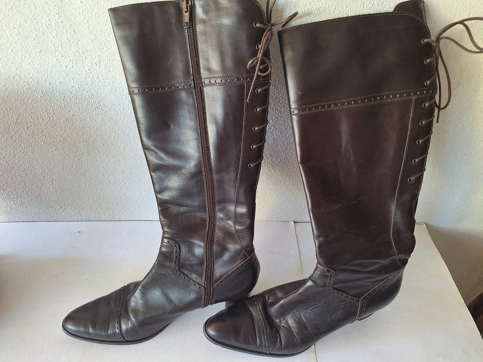 italienische STIEFEL - MADE IN ITALY Größe 39 Farbe braun - Bild 1 von 3
