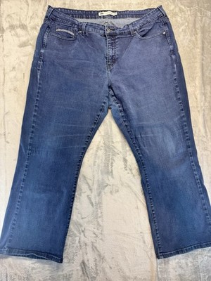 Levi 512 Woman s Jeans Size 24w Bootcut Perfectly Shaping Dark Wash
