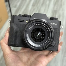 Fujifilm X-T10 Mirrorless Camera Body 16.3MP Bundle w/15-45mm Lens excellent
