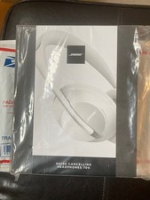 Brand new Bose Noise Cancelling Headphones 700 Luxe Silver / White 