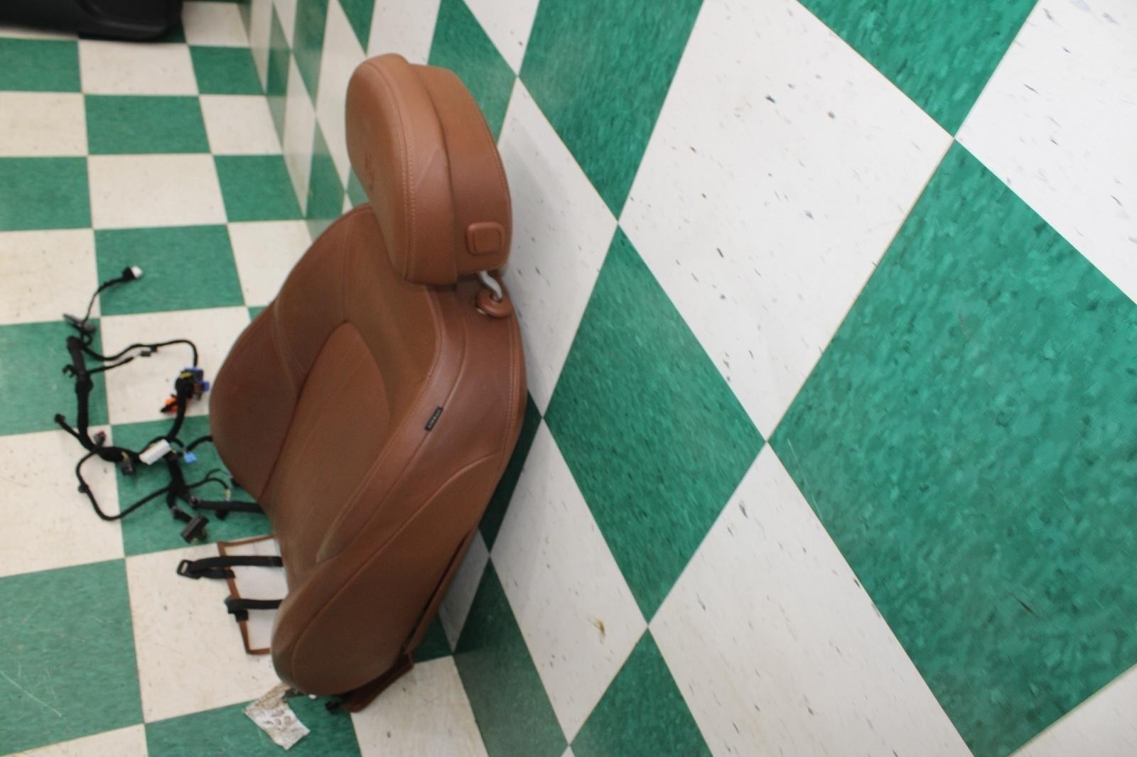 14-22 Ghibli Brown Leather Front Driver Side Left LH Upper Seat Cushion WTY Back