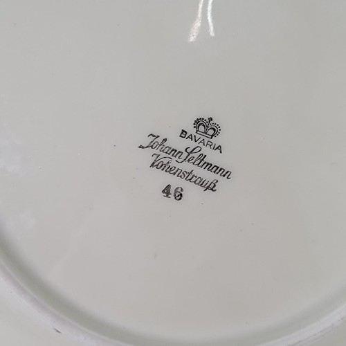 Johann Seltmann Vohenstrauss Bavaria 6"W Untertasse & 8"W Dessertteller Floral Gold - Bild 5 von 7