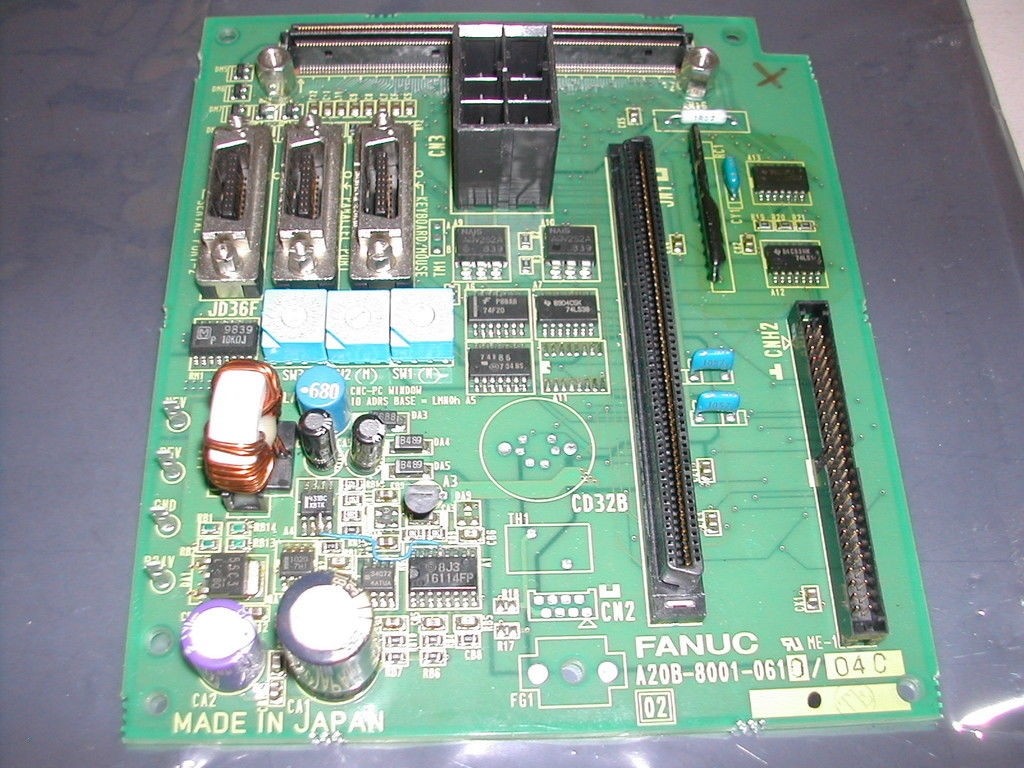 Fanuc A20B-8001-0610/04C PCB Circuit Control Board Card Module 3-Slots Used (C26