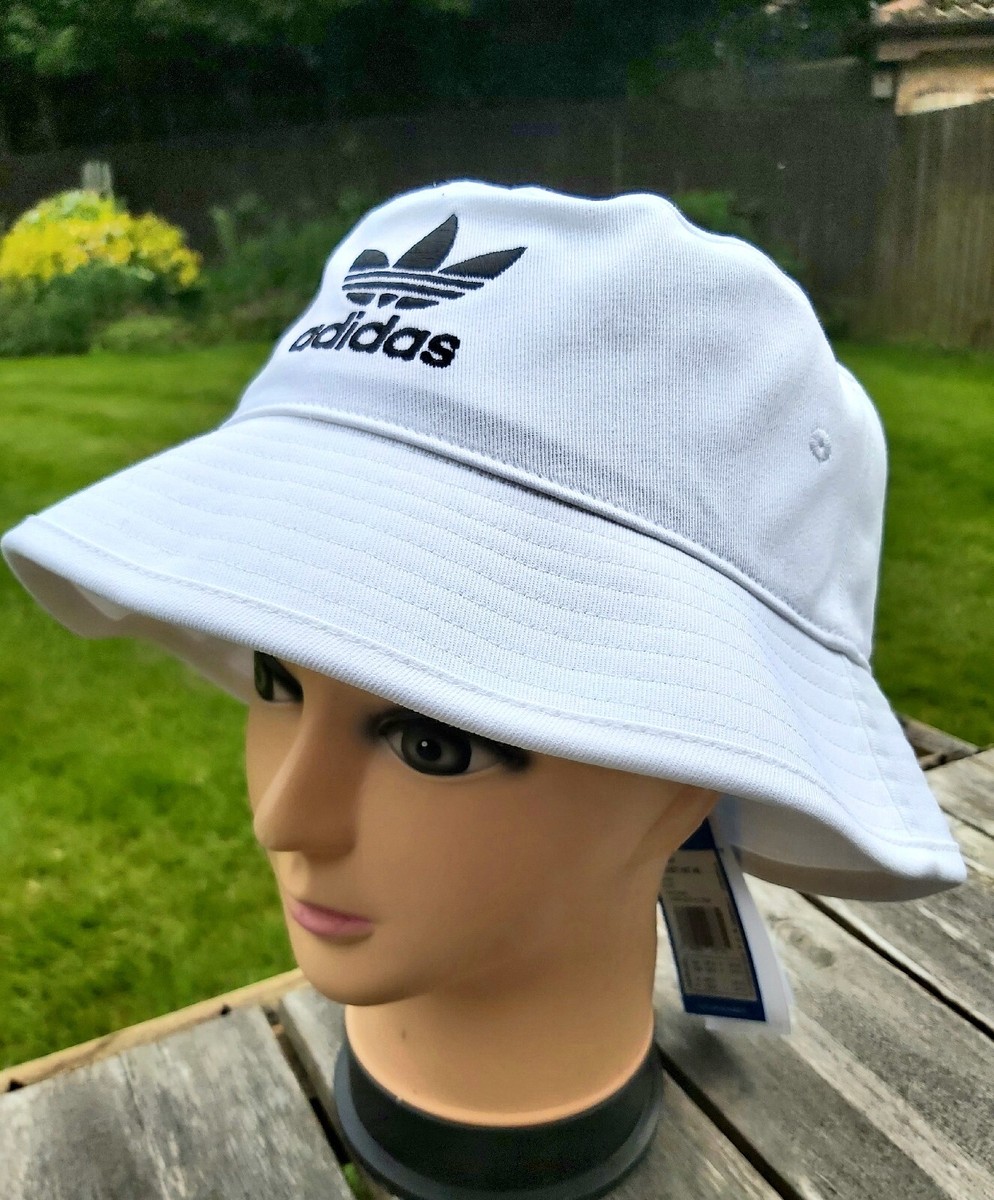 Womens ADIDAS White LOGO BUCKET HAT Cricket Beach Festival OSFW