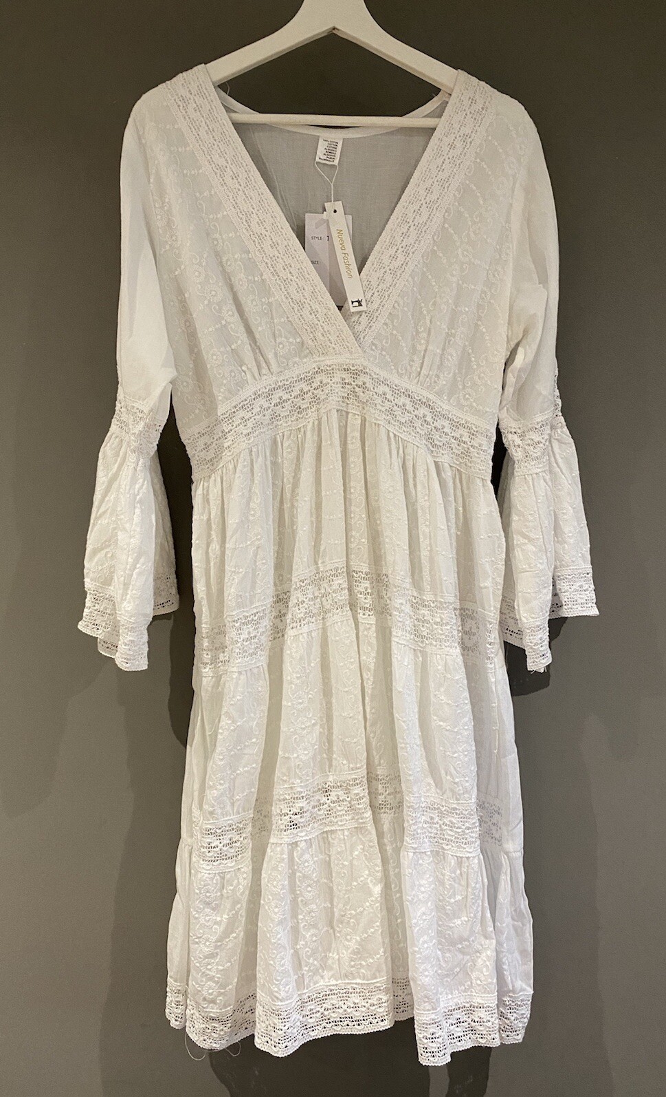 Nueva Moda Verano Vacaciones Blanco Bordado Encaje En Niveles Rodilla Vestido Talla Única