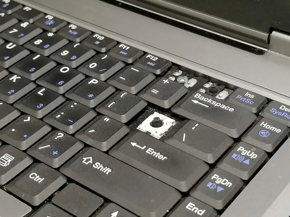 FOR PARTS 15.4' Gateway MT6821 (T5200/NO RAM/NO HDD) - Image 2 of 4