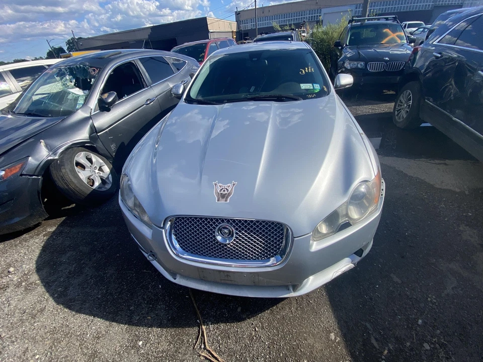 Used Rear Back Glass fits: 2010 Jaguar Xf w/o TV Rear Grade A - Image 4 of 4