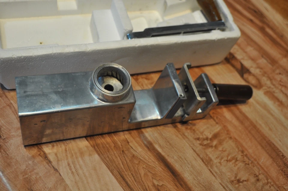 Molino de grano de manivela manual JUPITER Bio-Muhle modelo 561 hecho en W. Alemania Prepper de colección Foto 3 de 4