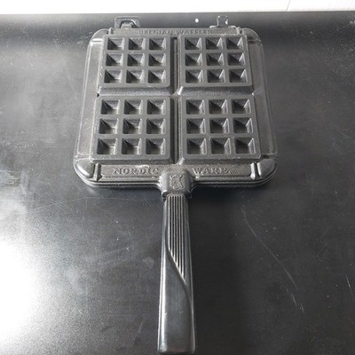 Nordic Ware Belgian Waffle Maker Cast Aluminium Waffle Iron