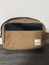 Lululemon  Patch Logo Travel Kit Toiletry Bag