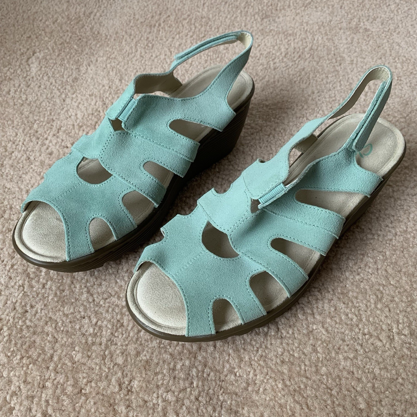 Skechers Women’s 8.5 Parallel Stylin Suede Slingback Wedge Sandals Peep Toe