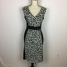 London Times Sheath Dress Size 4 Womans Black White Polka Dot Sleeveless V-Neck