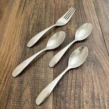 Oneida Stafford (1) Dinner Fork (3) Oval Soup Spoon Stainless Replacement Satin