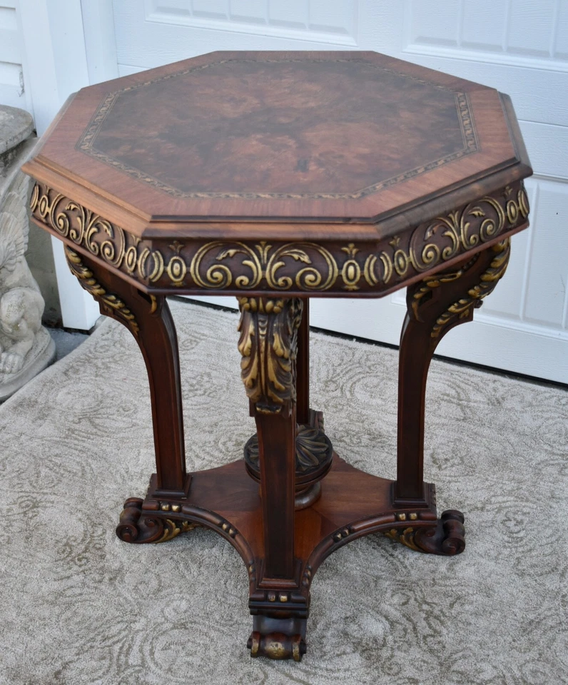 Старинный итальянский ренессансный стиль резной и инкрустированный ореховый центральный стол с золотом - Изображение 2 из 4