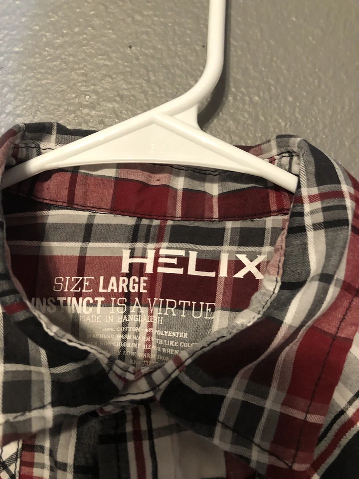 Camisa de manga corta con botones Helix para niños talla grande a cuadros rojos y azules Foto 2 de 3