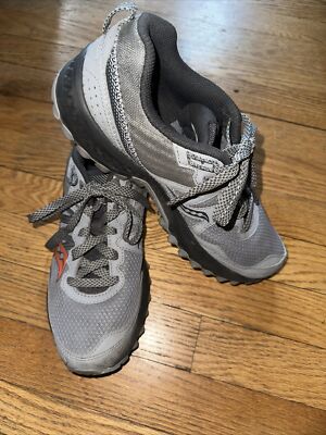 Pre-O Women s Saucony Trail Excursion TR 14 Gray Hiking Running Shoes Sz:9.5