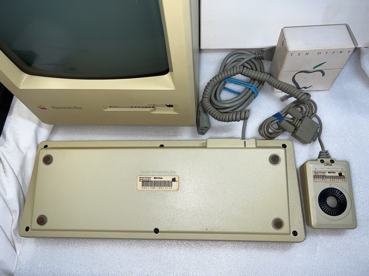 Vtg Apple Macintosh Plus 1Mb Computer M0001A w/Keyboard