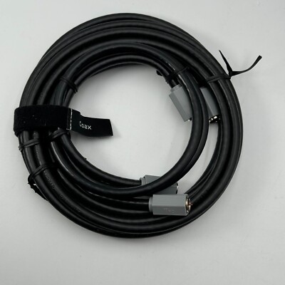 Lot of 5 Heavy Duty Coax Cables & 3 Splitters Twist on Connectors New Unused