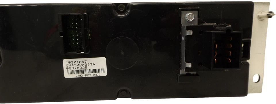 1998-2005 Oldsmobile Silhouette Climate Control Panel Used OEM 10301047 - Image 3 of 4