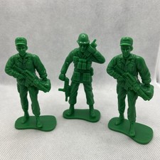Highly Detailed Large Green US Army Men Action Figures Soldier Set. 3.5" - 5"