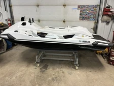 2024 Yamaha Waverunner Vx Cruiser with Audio Hull. Brand New Never Used