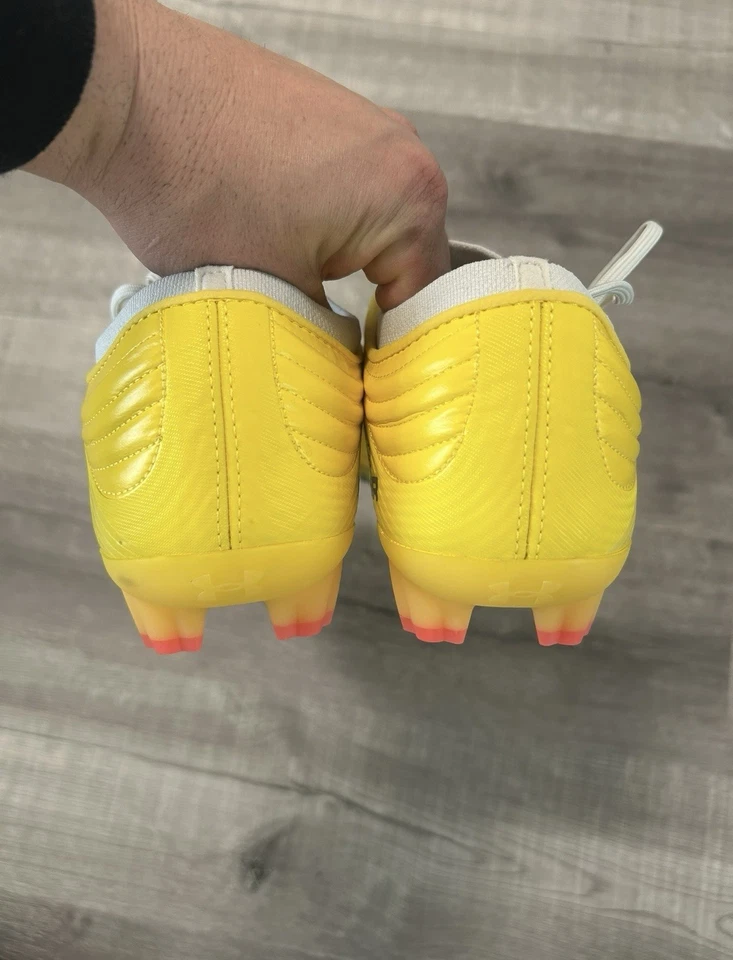 Botines Under Armour Magnetico Elite 4 amarillos "Taxi" talla 12 para hombre 13,5 mujeres nuevos Foto 4 de 4