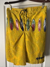 GECKO HAWAII Men's Lined, Multi-Graphic, Logo Board Shorts/Swim Trunks L