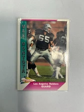 Max Montoya Los Angeles Raiders 1991 Pacific Football Card #237